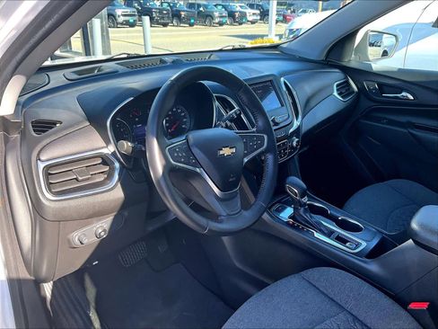 Used 2022 Chevrolet Equinox LT image 8