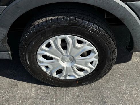 Used 2019 Ford Transit 350 XLT image 15