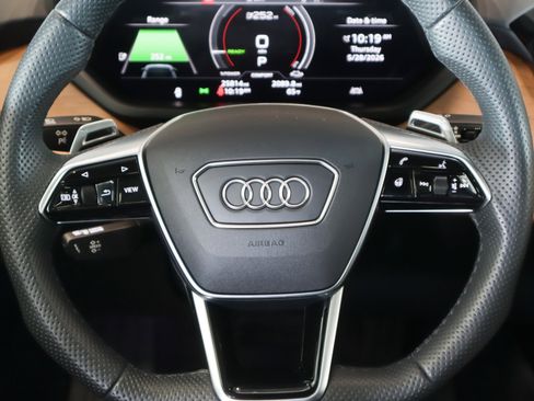 Used 2023 Audi e-tron GT Premium Plus AWD/4WD image 18