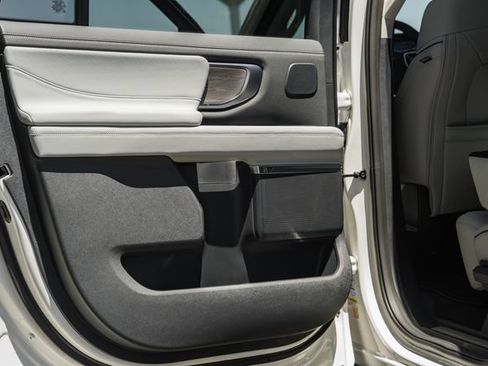New 2025 Ford Expedition Max Platinum w/ Platinum Ultimate Package AWD/4WD image 56