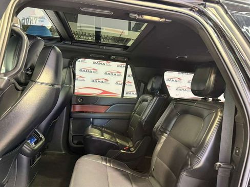 Used 2024 Lincoln Navigator L Reserve AWD/4WD image 40
