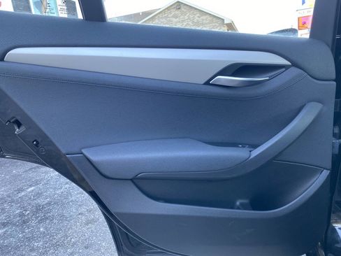 Used 2015 BMW X1 xDrive28i image 16