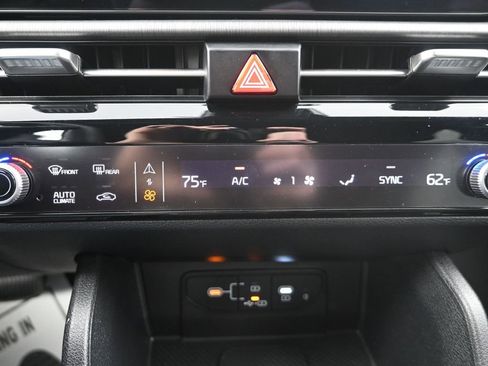 New 2026 Kia Sportage X-Line w/ X-Line Premium Package AWD/4WD image 21