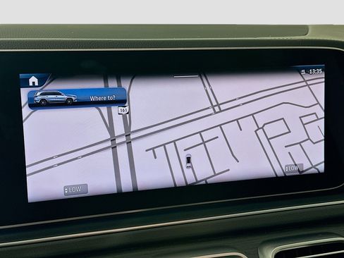 Used 2026 Mercedes-Benz GLS 450 4MATIC image 17