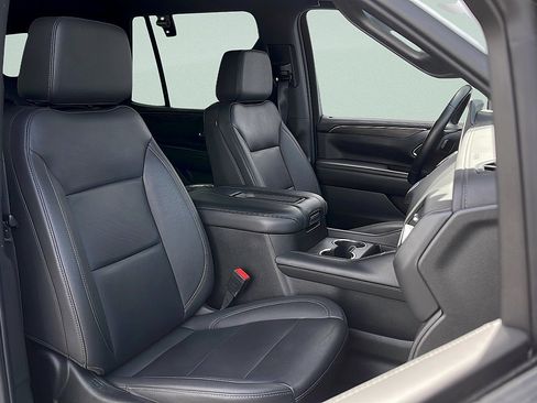 Used 2024 Chevrolet Tahoe LT AWD/4WD image 28