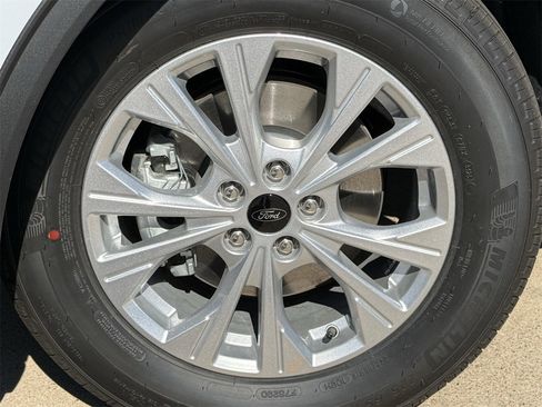 New 2026 Ford Escape Active image 32