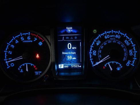 Used 2023 Toyota Tacoma TRD Off-Road w/ Black Out Package (TMS) AWD/4WD image 16