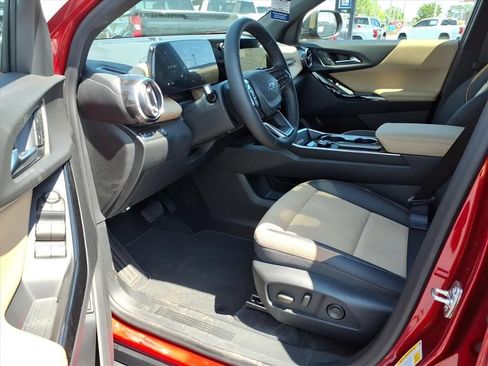 New 2026 Chevrolet Equinox ACTIV w/ Convenience Package III FWD image 11