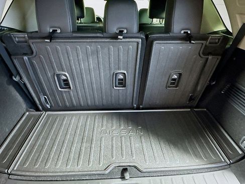 New 2025 Nissan Pathfinder Platinum w/ Cargo Package image 28