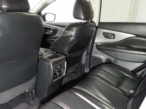 Used 2019 Nissan Murano SL w/ SL Technology Package image 13