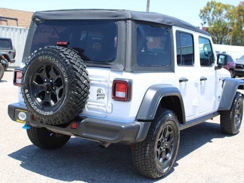 Used 2023 Jeep Wrangler Unlimited AWD/4WD image 5