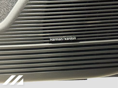 New 2026 Subaru Outback Touring XT image 21