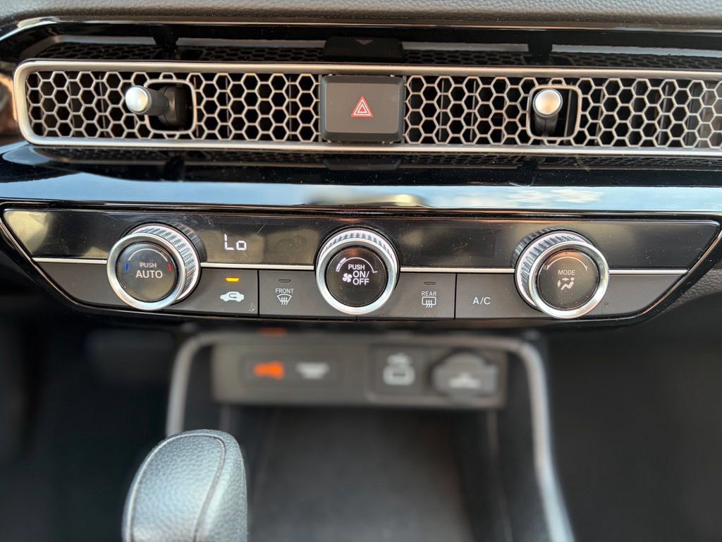 Used 2024 Honda Civic LX image 25