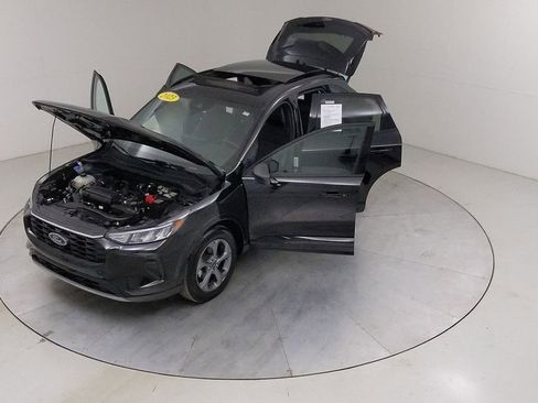 Certified 2023 Ford Escape ST-Line w/ Tech Pack #1 image 42