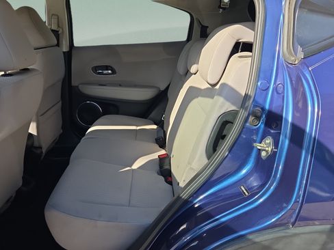 Used 2016 Honda HR-V EX image 10