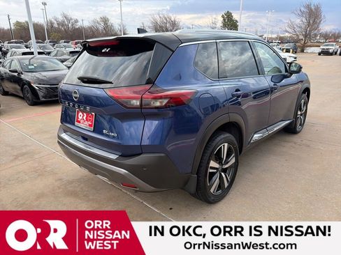 Used 2023 Nissan Rogue SL w/ SL Premium Package AWD/4WD image 5