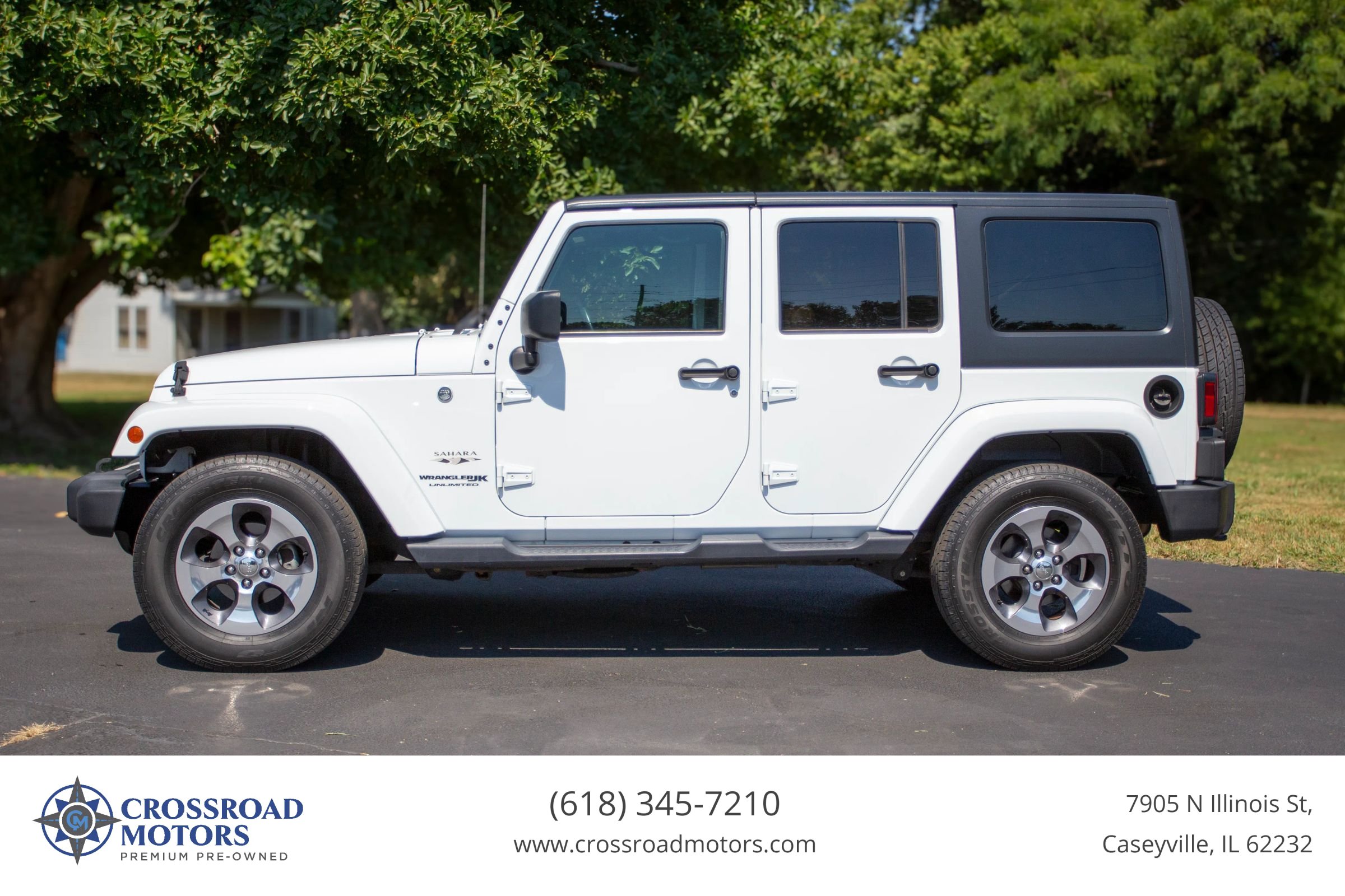 Used 2018 Jeep Wrangler Unlimited Sahara w/ Connectivity Group AWD/4WD image 2