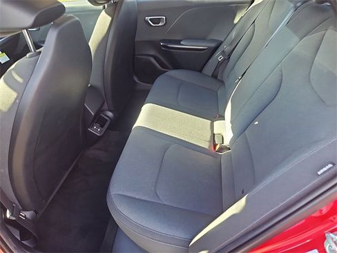 Certified 2025 Kia K4 LXS image 27