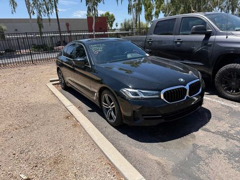 Used 2021 BMW 530i w/ Convenience Package RWD image 3