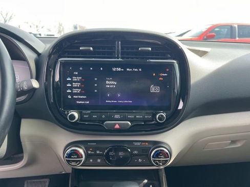 Certified 2023 Kia Soul EX image 17