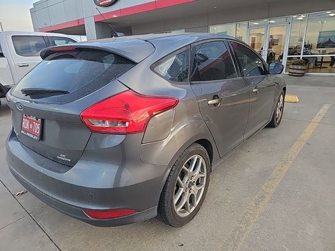 Used 2015 Ford Focus SE w/ Equipment Group 201A image 6