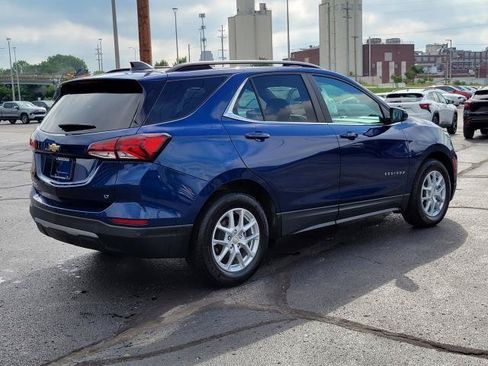 Used 2023 Chevrolet Equinox LT FWD image 2
