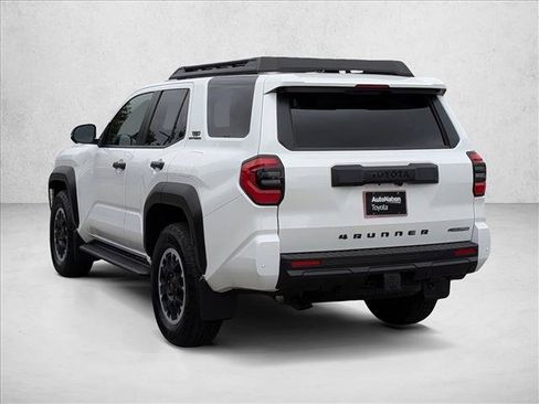 Certified 2026 Toyota 4Runner TRD Off-Road Premium AWD/4WD image 8