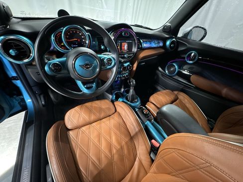 Used 2019 MINI Cooper Convertible w/ Signature Upholstery Package image 15
