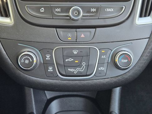 Used 2024 Chevrolet Malibu LS FWD image 16