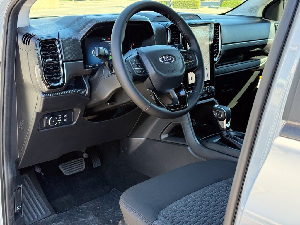 New 2026 Ford Ranger XLT w/ Black Appearance Package RWD image 6