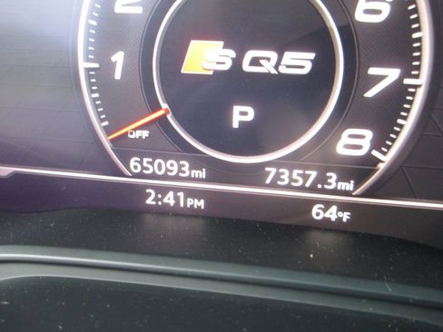 Used 2020 Audi SQ5 Premium Plus AWD/4WD image 29