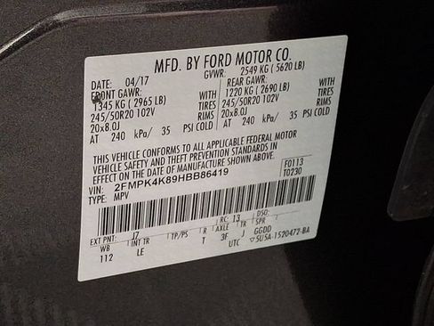 Used 2017 Ford Edge Titanium w/ Technology Package AWD/4WD image 28