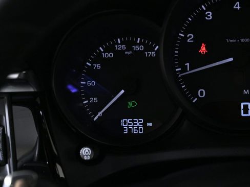 Certified 2024 Porsche Macan image 13