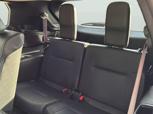 Used 2025 Mitsubishi Outlander SE FWD image 29