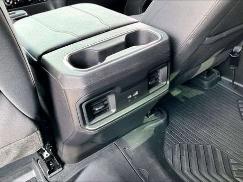 Used 2024 Chevrolet Silverado 1500 LT Trail Boss w/ Protection Package AWD/4WD image 32