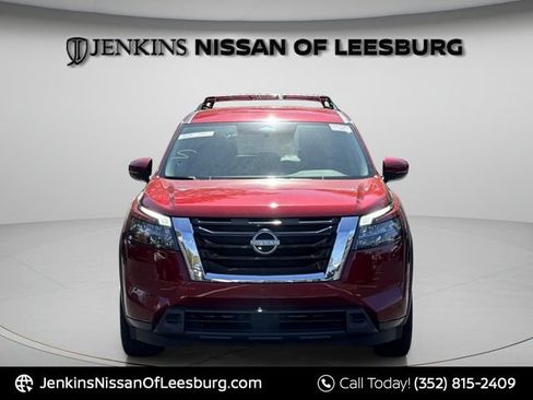 Certified 2023 Nissan Pathfinder SV FWD image 14