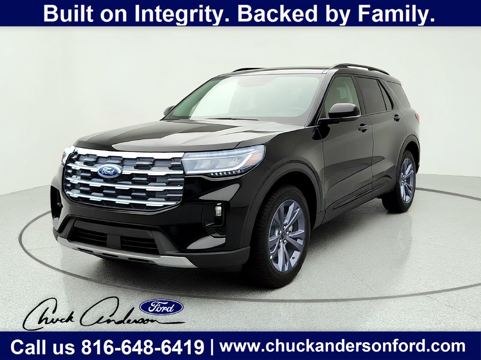 New 2026 Ford Explorer Active w/ Active Comfort Package AWD/4WD image 1