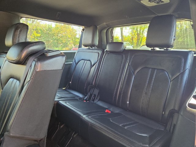Used 2019 Ford Expedition Max Limited RWD image 29
