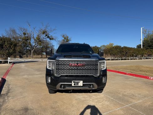 Used 2023 GMC Sierra 3500 Denali w/ Denali Ultimate Package image 8