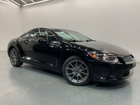 Used 2011 Mitsubishi Eclipse GS FWD image 2