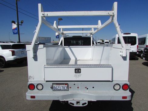 Used 2023 Ford F350 XL w/ XL Chrome Package RWD image 9