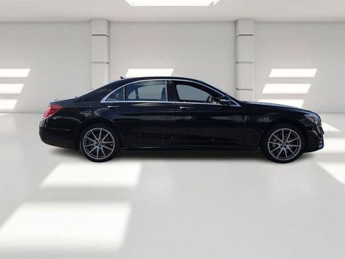 Used 2018 Mercedes-Benz S 560 Sedan image 6