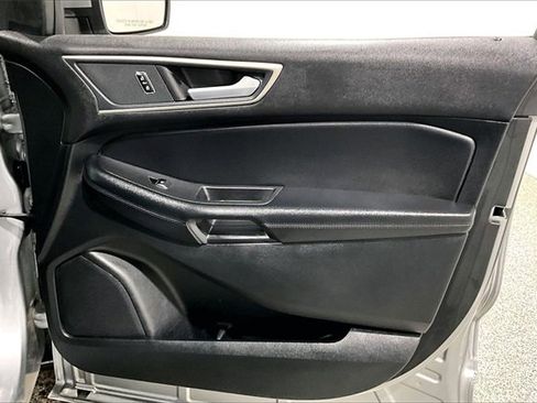 Used 2023 Ford Edge SEL image 29