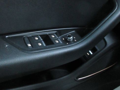 Used 2017 Audi A4 2.0T Premium Plus image 36