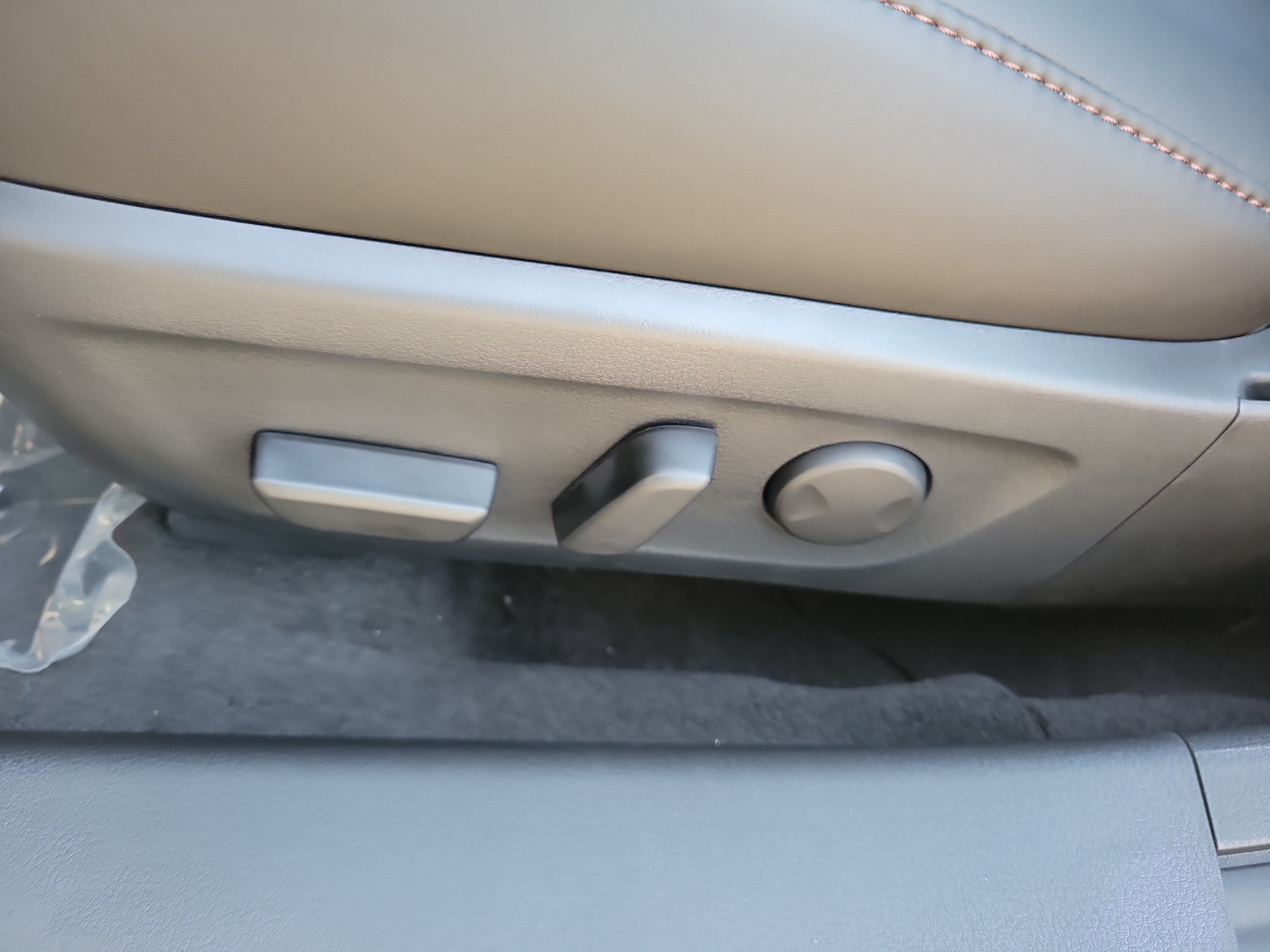 New 2026 MAZDA MAZDA3 s FWD image 19