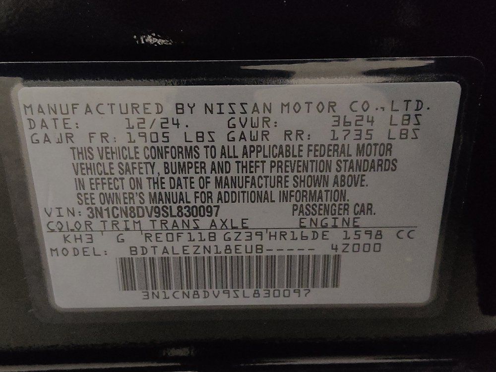 Used 2025 Nissan Versa S w/ Trunk Package FWD image 33