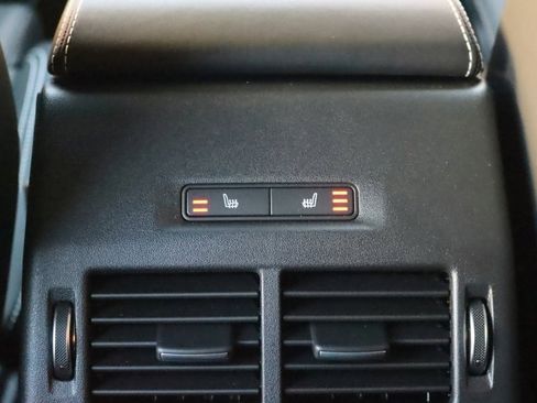 Certified 2024 Jaguar E-PACE R-Dynamic SE image 35