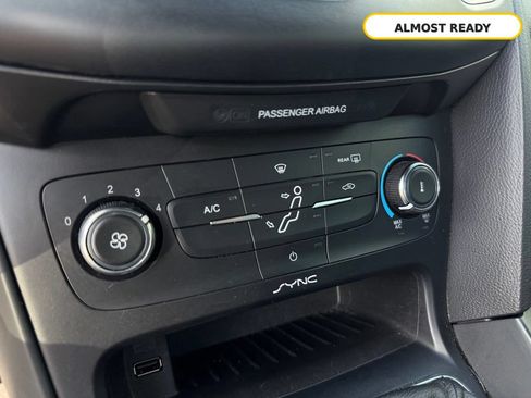Used 2017 Ford Focus ST FWD image 11