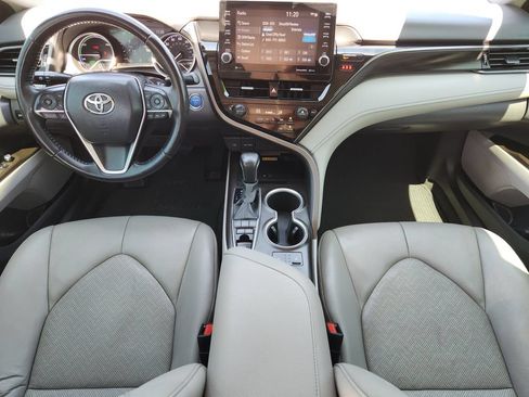 Certified 2022 Toyota Camry XLE w/ Cold Weather Package FWD image 26