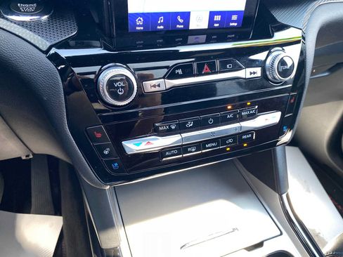 Used 2023 Ford Explorer ST w/ Equipment Group 401A AWD/4WD image 25